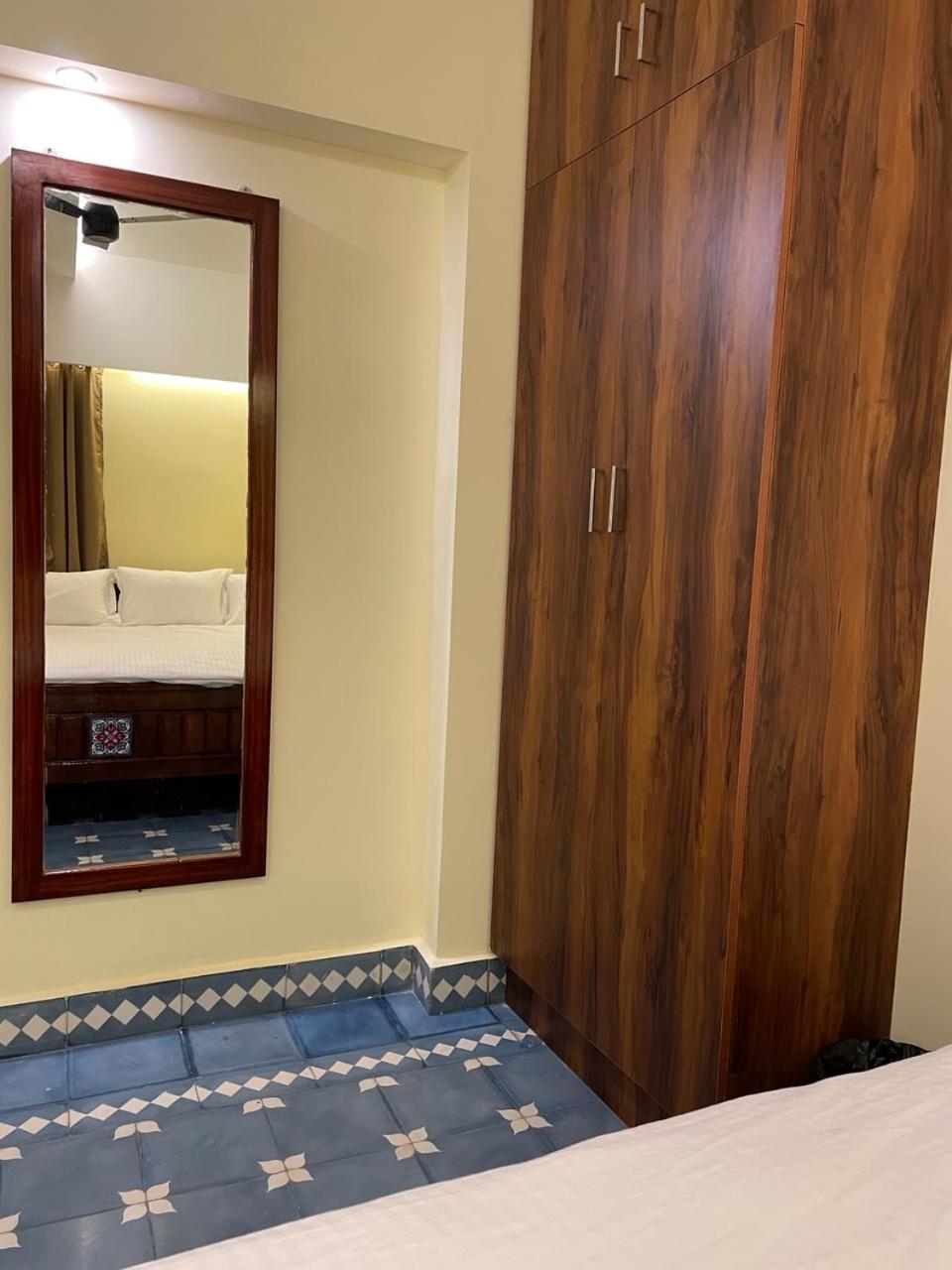 Viswa Residency Srirangam - Heritage Rooms Tiruchirappalli Экстерьер фото